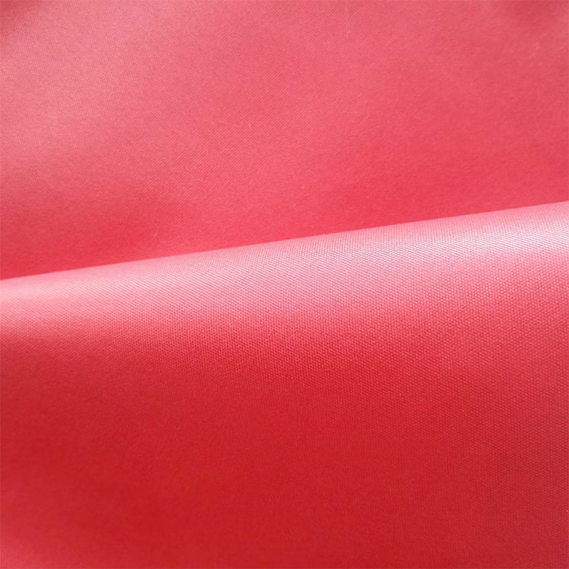 TMIE-08-1-1 70GSM 122CM skjorteplagg mykt og glanset stoff 100 % polyester Materiale farget med polert polyester poplin stoff
