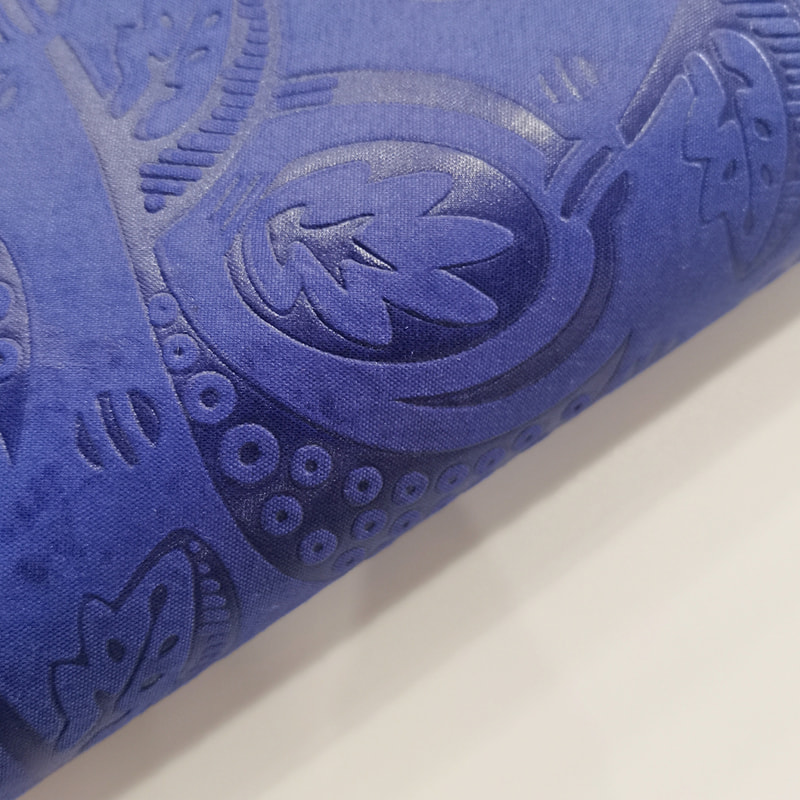 TMIE-08-2-3 115GSM 100 % polyester Høytetthet Høytall farget med geometrisk mønster preget poly poplin stoff