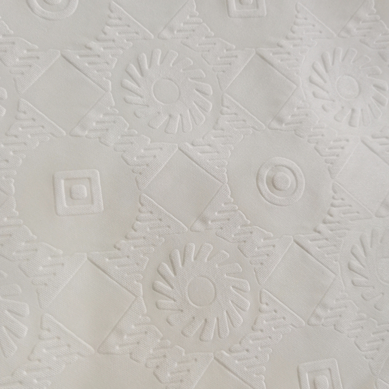 TMIE-08-2-1 Smal bredde stoff Høy tetthet 100GSM tilpasset farge farget med 3D-preget polyester poplin stoff