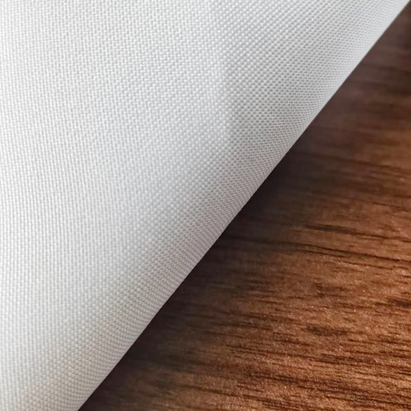 TMIE-03-1-6 Mellomvekt 180 GSM Whiten Minimatt polyesterstoff